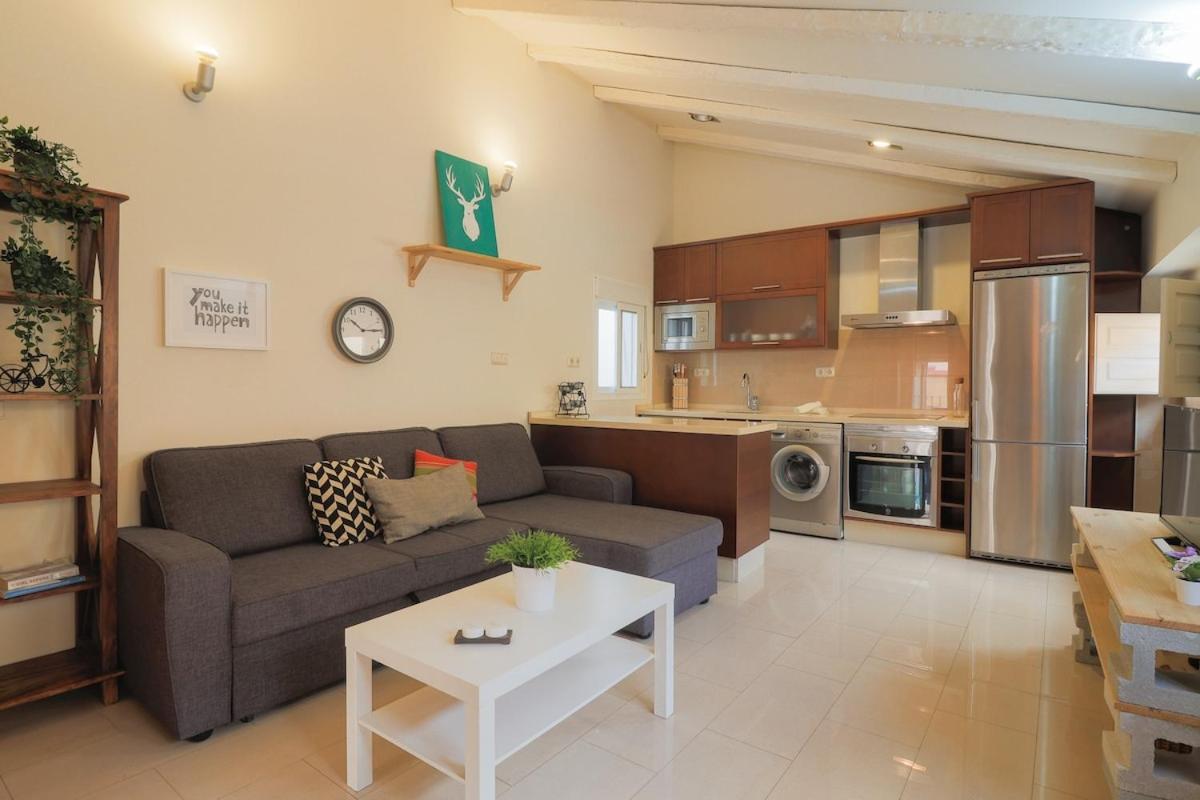 Apartamento C28 Mitjana Luminous Penthouse